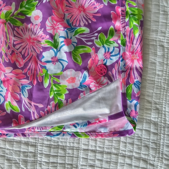 Lilly Pulitzer Ocean Trail Short XL - Picture 7 of 10